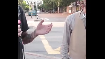 Un Mensaje Importante De Un Personaje Reconocido #elchicletv #malabares #chiclenoticias #circo #atrevidoypegajoso #animo # thumbnail