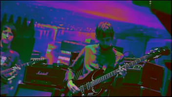 Liam y noel gallagher eyaculan un temazo en vivo