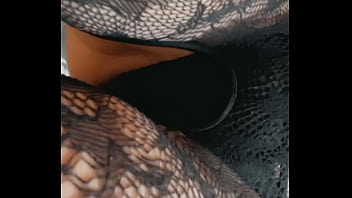 Good morning babiesj'espère que la vue de mes boobs égayera un peu plus ta