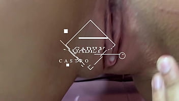 O marido saiu para trabalhar ele esperou eu chegar da academia e veio na minha porta