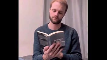 Je peu prendre mon temps pour t'expliquer aussi si jamais #gay #cuteboy #malemodel #bisexual #bi #frenchman #modeling #p