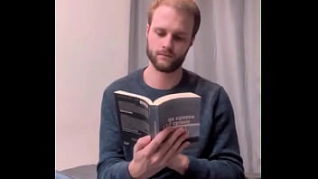 Je peu prendre mon temps pour t'expliquer aussi si jamais #gay #cuteboy #malemodel #bisexual #bi #frenchman #modeling #p