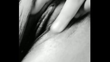 Perrita pidiendo verga