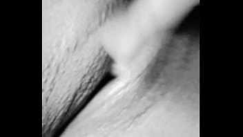 Perrita pidiendo verga