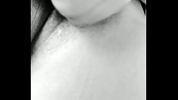 Perrita pidiendo verga