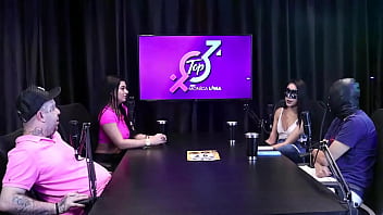 Mesmo com a mascara no rosto corno é reconhecido nas ruas monica lima ensinando aos novinhos da imperium o tesão de dar para um pau maior que tem em casa completo no red