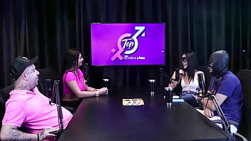 Mesmo com a mascara no rosto corno é reconhecido nas ruas monica lima ensinando aos novinhos da imperium o tesão de dar para um pau maior que tem em casa completo no red