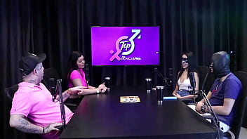 Mesmo Com A Mascara No Rosto Corno é Reconhecido Nas Ruas Monica Lima Ensinando Aos Novinhos Da Imperium O Tesão De Dar Para Um Pau Maior Que Tem Em Casa Completo No Red thumbnail