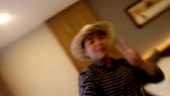 Gay Sex On A Bed thumbnail