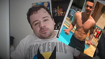 Novinho mostrando quadros