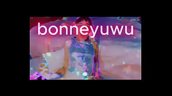 Bonneyuwu 2 29 puta en ropa interior besandose