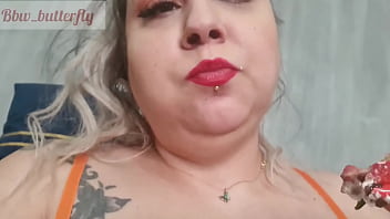 Chocolate nipples sucking and squirt