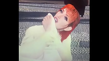 Redhead sucking male foot