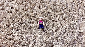 Mia mimi giantess's pussy