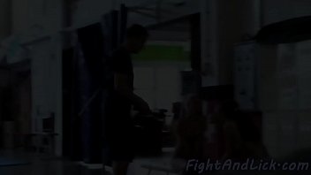 Euro dyke fingerfucked after wrestling