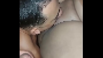 Pauzudo fude a gostosa mais pede pra esfregar o pau no cu dele