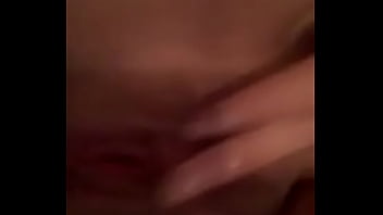 En casita sola esperando a mi ex