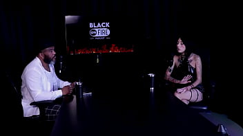 Gravou com o pai do carmona os personagens que as chamam prega muito o luciferanismo e a umbanda paty raven watch sheer red