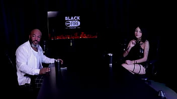 Gravou com o pai do carmona os personagens que as chamam prega muito o luciferanismo e a umbanda paty raven watch sheer red