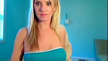 Sonia se desnuda en webcam