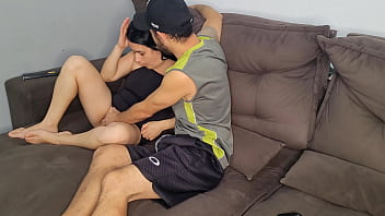 Corri um risco ao fazer sexo com o melhor amigo do meu marido