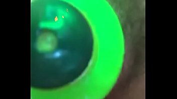 Busting a quick nut with my hitachi while stuffing my loose cunt