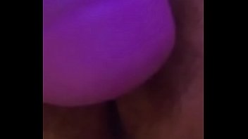 Busting a quick nut with my hitachi while stuffing my loose cunt