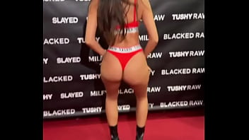 Having fun at the venusberlinoff tomorrow i’ll be signing for vixen 11 00am to 12 30pm come to find me ️