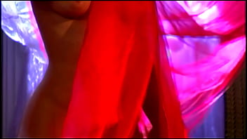 Sydnee capri eats cum