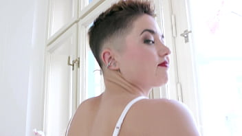 Mika bakhtiari comes back to get fucked again iv456