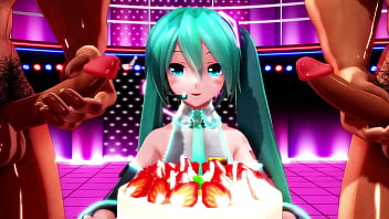 Miku celebra su cumpleaños con sus amantes