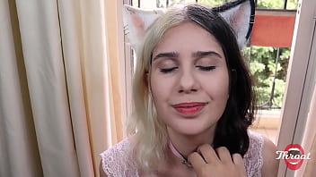 Novinha Otaku Fazendo Um Belo Boquete Babado Na Sacada Do Meu Apartamento thumbnail