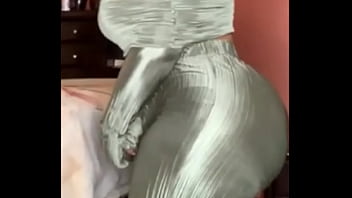 Green dress mega booty