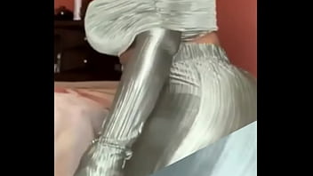 Green dress mega booty