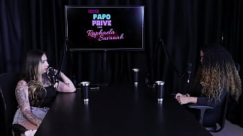 O homem não conseguia ficar de pau duro com duas mulheres e tem paciência zero charllottye watch sheer red