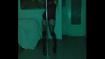 Amateur opens the bar dances and strips naked while people watch her