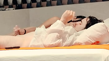 Me para el pito y se pone como roca