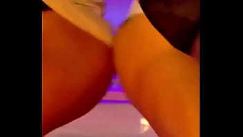 Flor Peña Perreando thumbnail