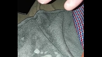 Zohorny123 busting a nut