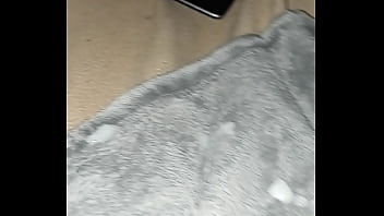 Zohorny123 busting a nut