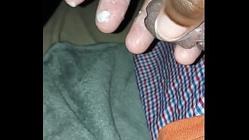 Zohorny123 busting a nut