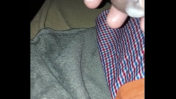 Zohorny123 busting a nut