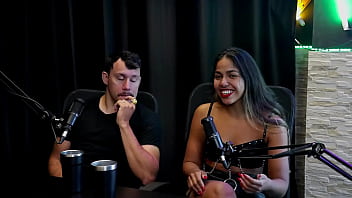 A vadia achou que era uma colab de putaria teve a história com um cantor deram conselho para as pessoas e os fetiches casal kaliente watch sheer red