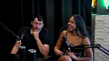 A vadia achou que era uma colab de putaria teve a história com um cantor deram conselho para as pessoas e os fetiches casal kaliente watch sheer red