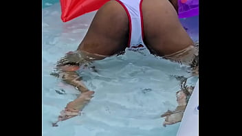 Teaser trailer sweet cherry pie