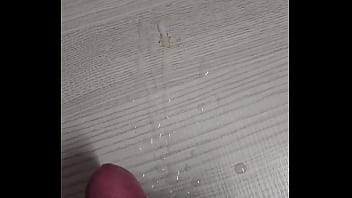 在宿舍裡打手槍