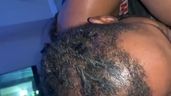 Eatting that cat like he never ate before