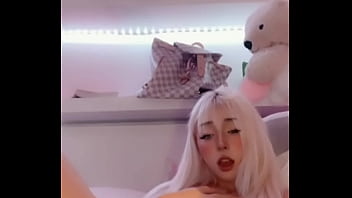 Influencer tiene sexo como puta con un desconocido