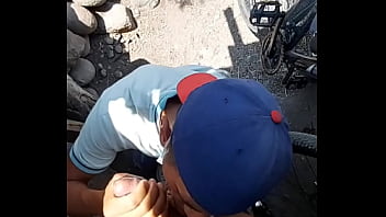 Mi Cliente Me Llevó A La Montaña Para Que Que Lo Preñase thumbnail