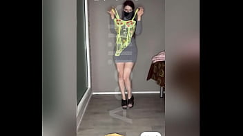 La dernière en jaune mais pour une fois un body que j’aime beaucoup